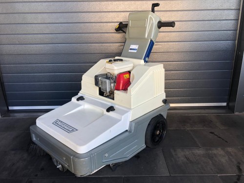 Zamiatarka spalinowa Weidner - 2900 netto